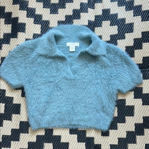 House of Harlow 1960 Tops - Cropped Y2K style Faux Angora Blue Top